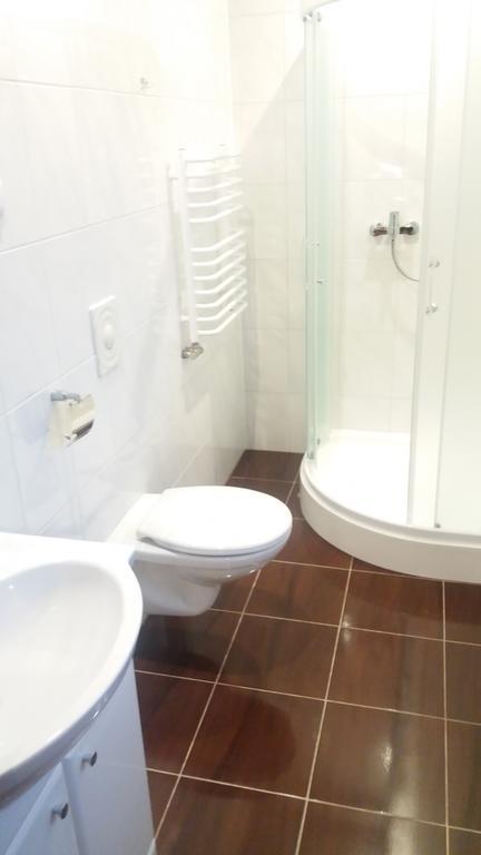 Vidu Guest House Utena Buitenkant foto